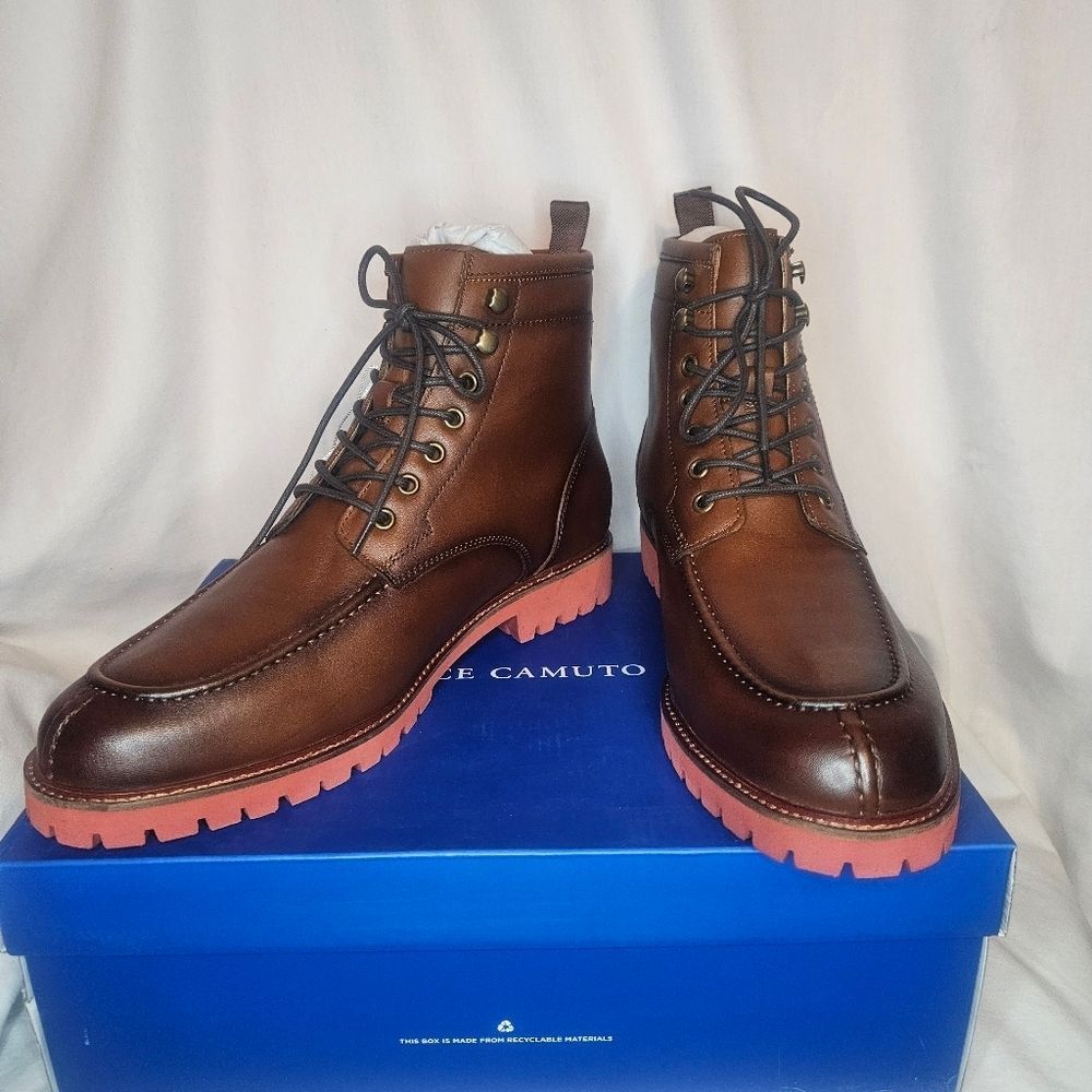 Vince Camuto Kameil Waterproof Leather Boot NWT Sz 10.5 Retail $189